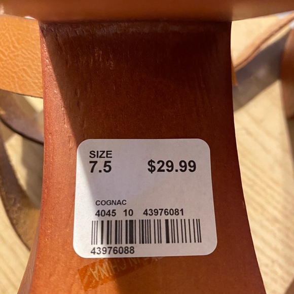 Brown chunky heels - Picture 3 of 3